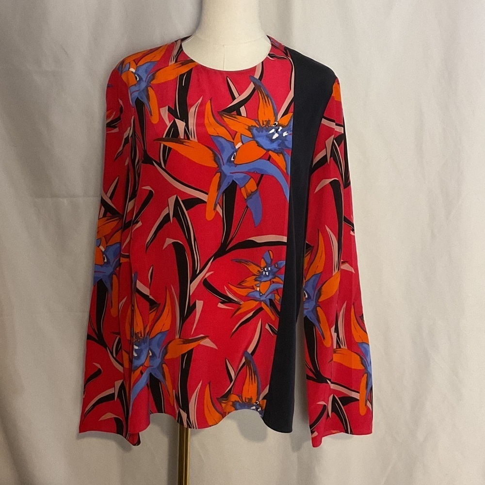 Diane Von Furstenberg silk blouse size 12